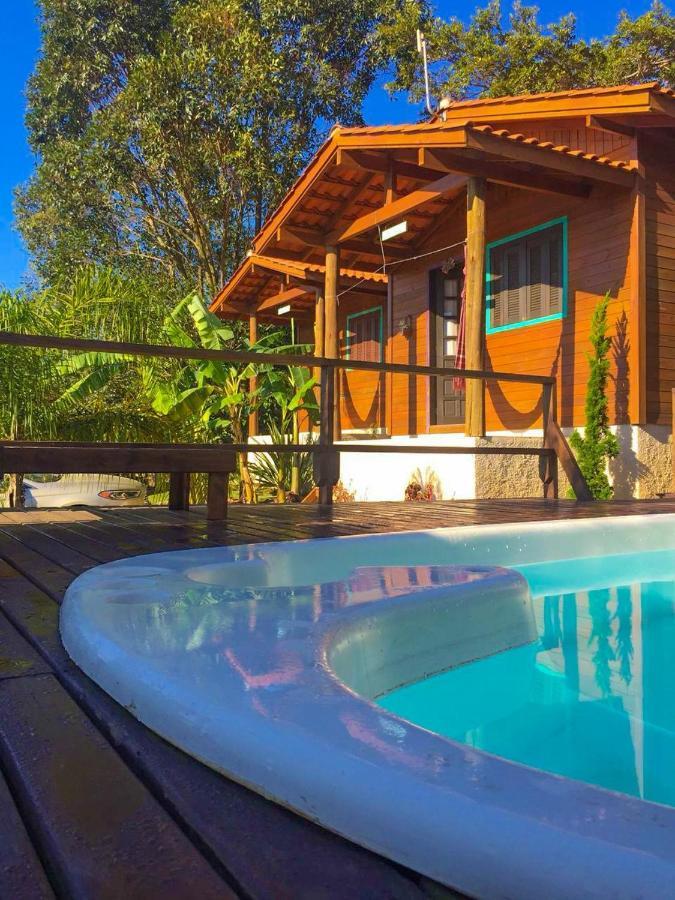 Hindu Box Containers E Cabanas Praia do Rosa Exterior photo