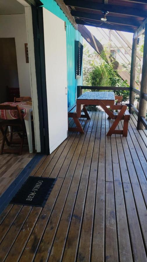 Hindu Box Containers E Cabanas Praia do Rosa Exterior photo